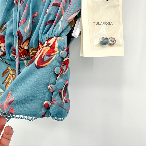 Tularosa Revolve Sashi Top In Dusty Blue Floral Size XS - Picture 6 of 6